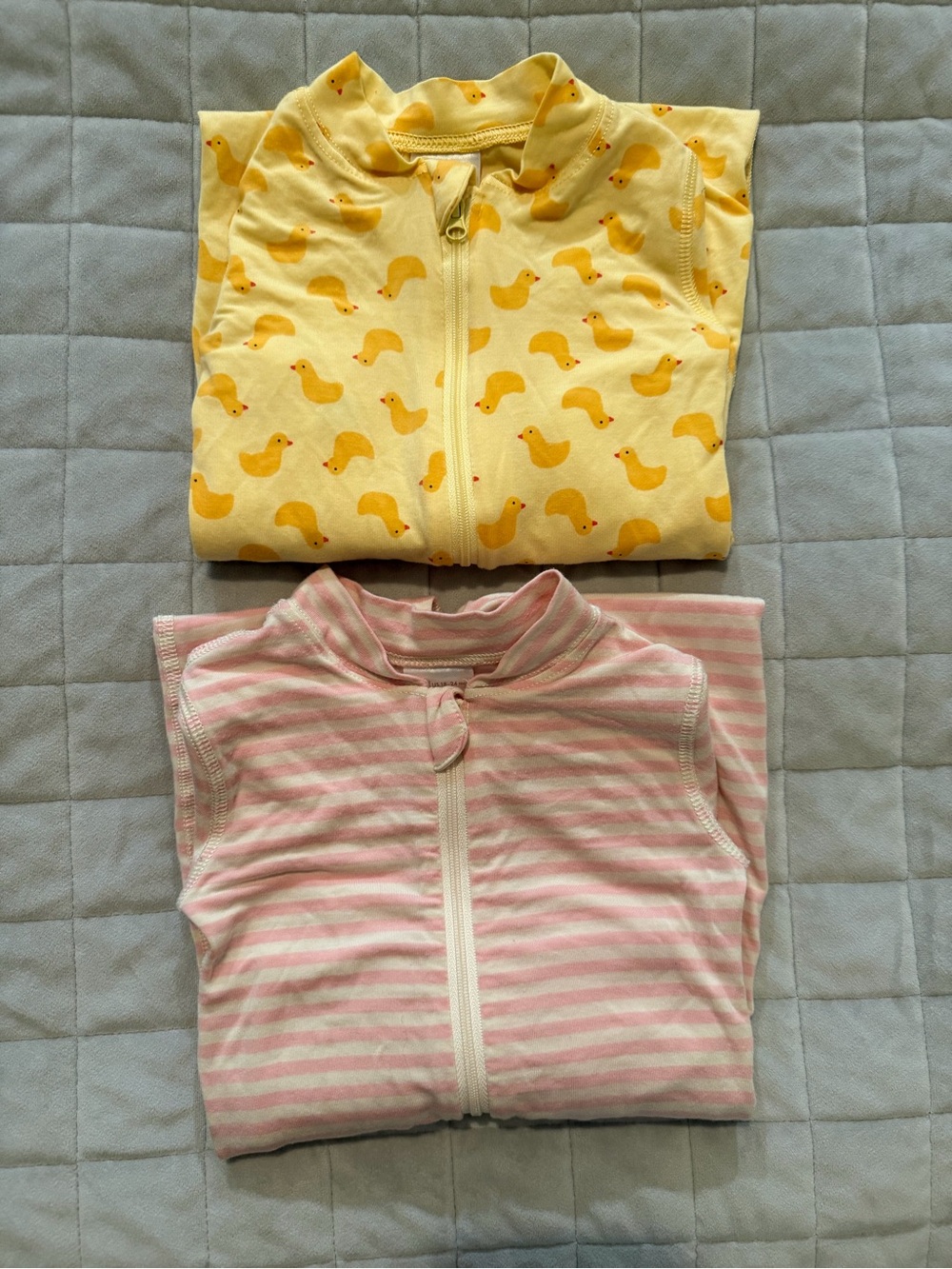 Hanna Andersson 2-Way Zip Sleeper in HannaSoft 18-24 Months X2